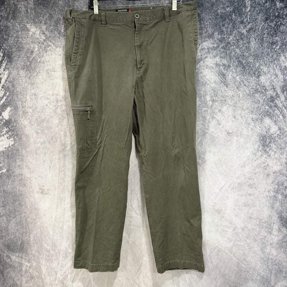 Dockers Men’s Cargo Pants 38x32 Olive Green Stretch Utility Straight Fit